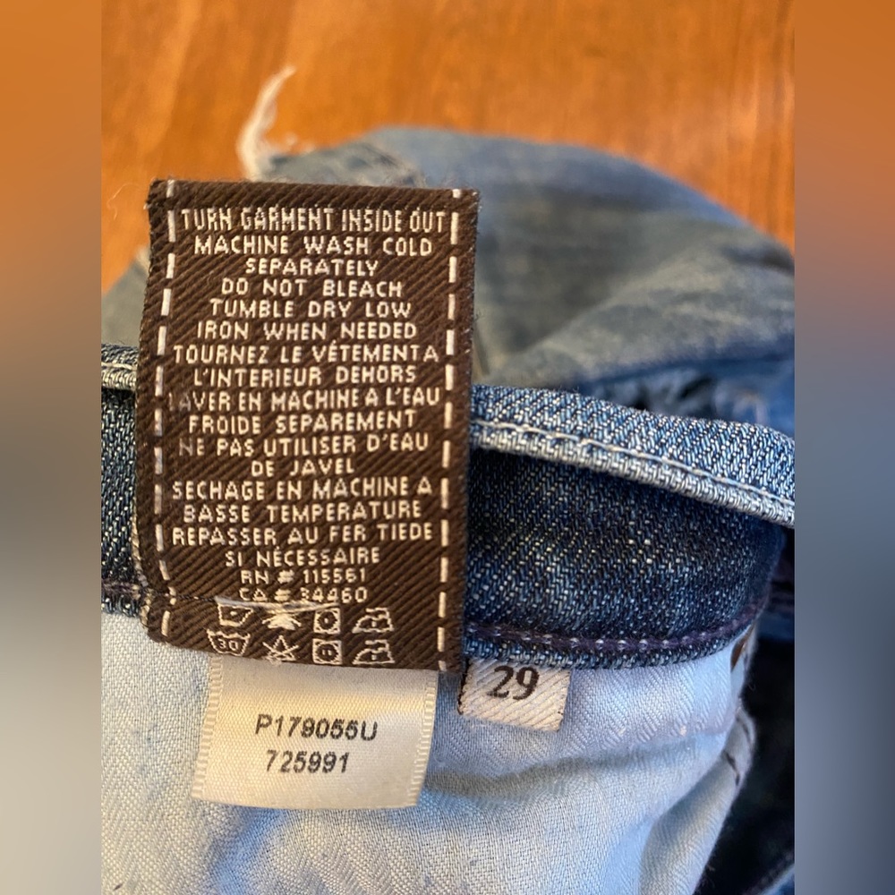 Used Women’s Ripped Jean - Picture 4 of 4